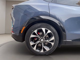 FORD Mustang Mach-e extended range awd 351cv auto