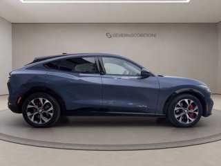 FORD Mustang Mach-e extended range awd 351cv auto