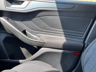 FORD Focus active sw 1.0t ecoboost h x 125cv