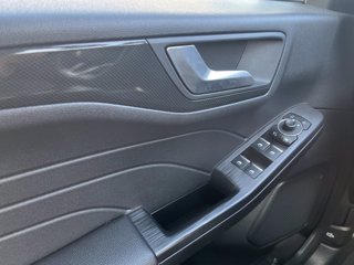 FORD Kuga 2.0 ecoblue st-line x awd 120cv auto