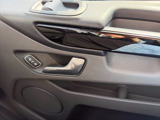 FORD Transit custom 280 2.0 tdci 170cv titanium l1h1 e6.2