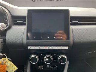 RENAULT Clio 1.6 E-Tech hybrid Zen 140cv auto my21