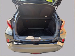 TOYOTA C-hr 1.8h active e-cvt
