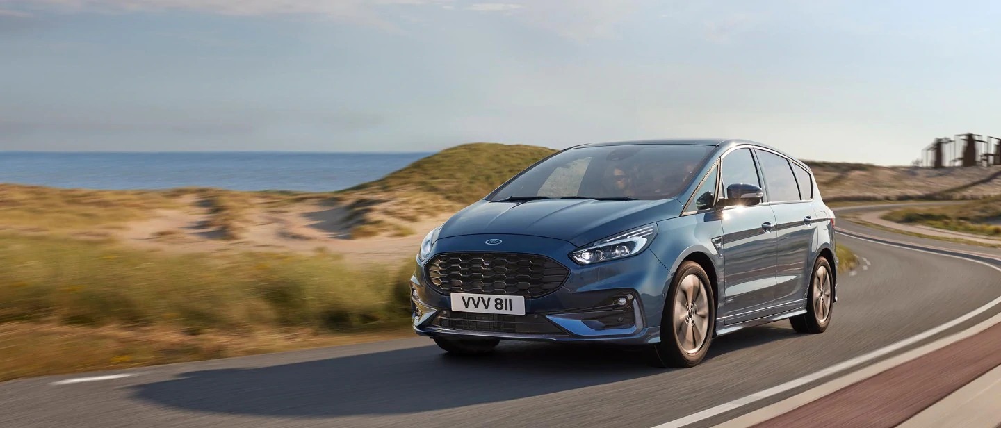 Ford S Max Reggio Emilia slide