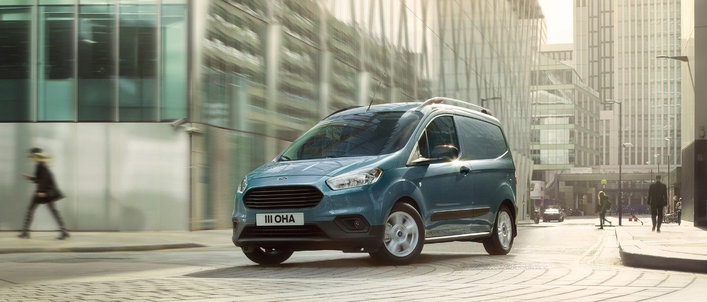 Ford Transit Curier Reggio Emilia slide
